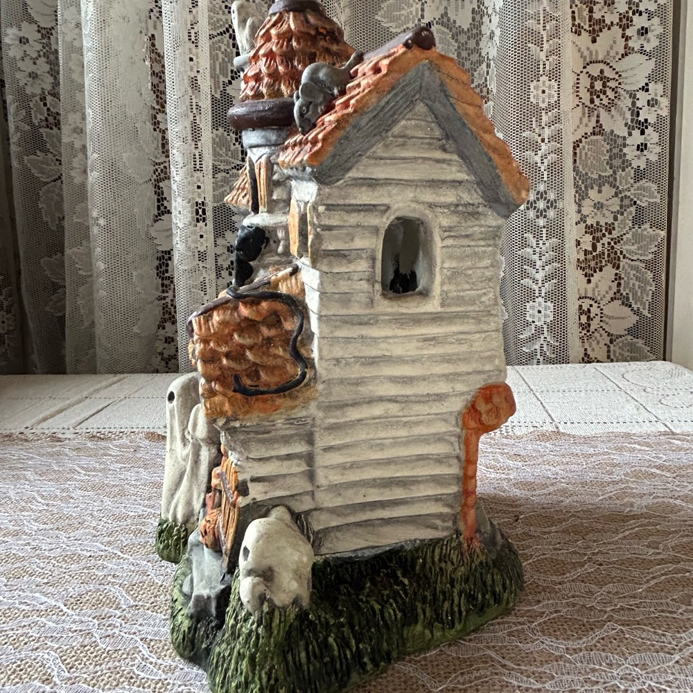 Vintage Partylite old haunted house tea light, Halloween. Decor - Picture 2 of 11
